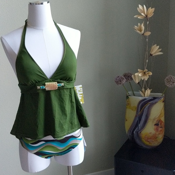 Bikini Top (XS) and Coordinated Bikini Bottom (S) - Picture 1 of 5